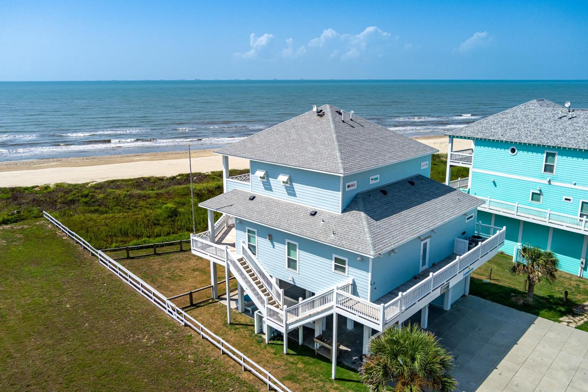 クリスタル・ビーチ Sea It All Beachfront 4Br! Panoramic Views, Bar & Large Decksヴィラ エクステリア 写真